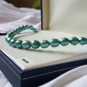Genuine Green Pearl Necklace
